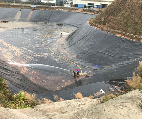 立山废水池清理